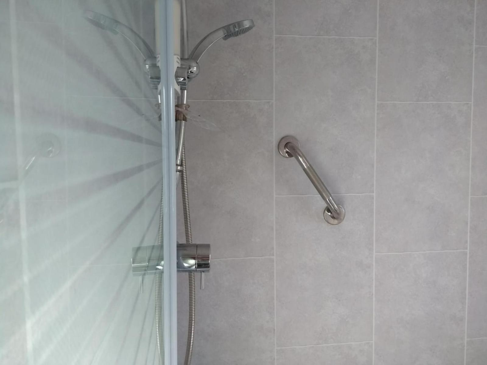 Excellent Location - City Centre - Parking - 4 Beds -2 Bedrooms Belfast Dış mekan fotoğraf
