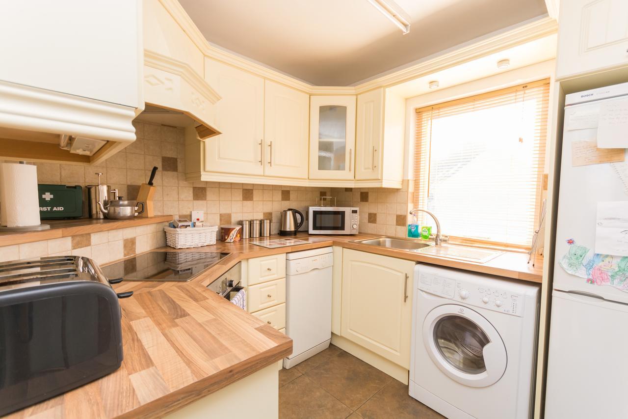 Excellent Location - City Centre - Parking - 4 Beds -2 Bedrooms Belfast Dış mekan fotoğraf