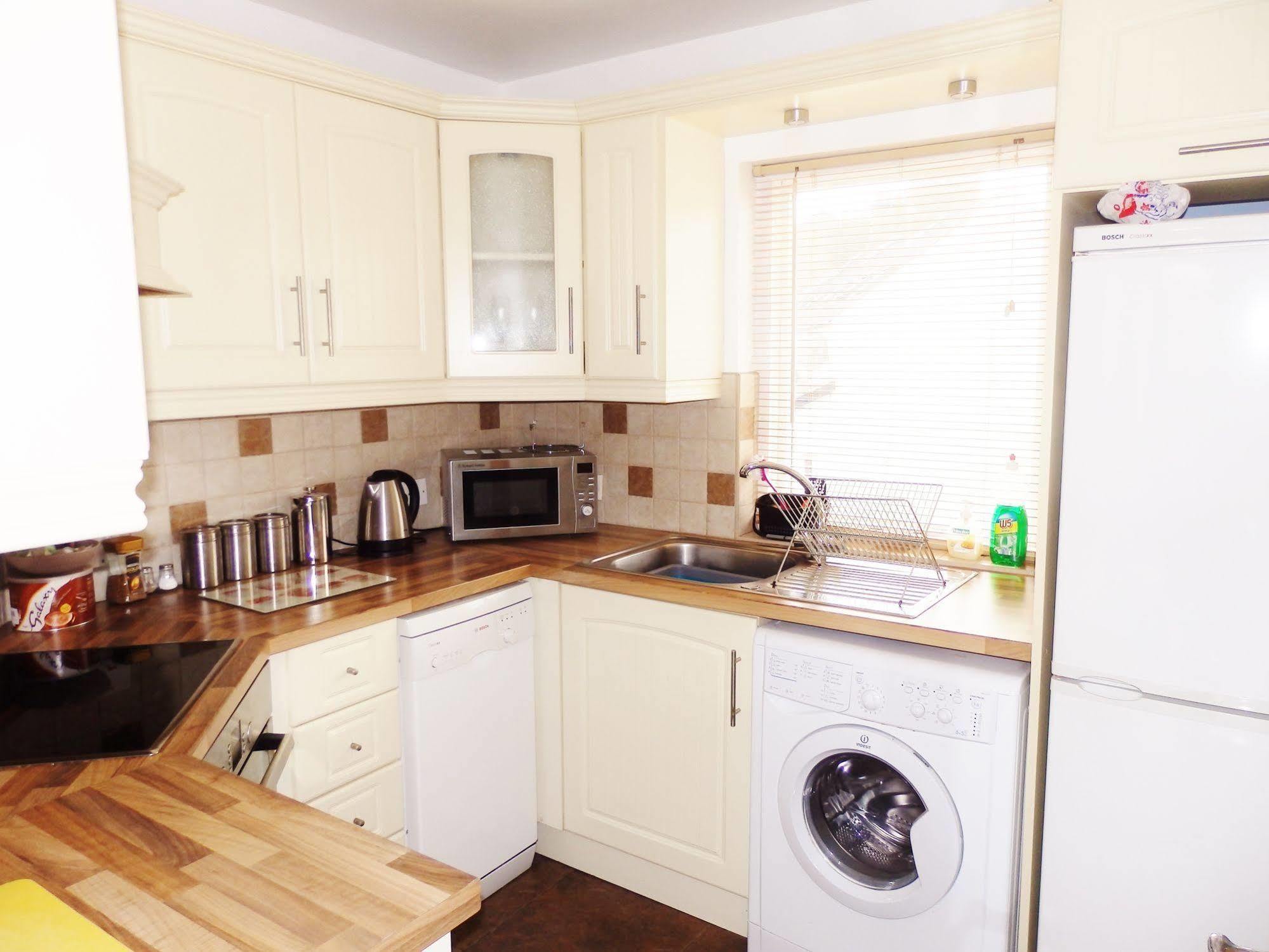 Excellent Location - City Centre - Parking - 4 Beds -2 Bedrooms Belfast Dış mekan fotoğraf